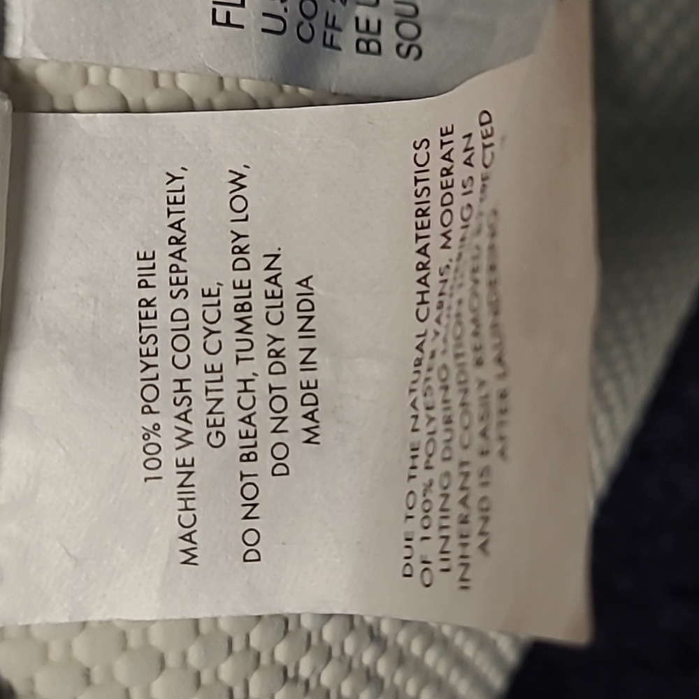 Kate Spade Bath Rug Set - Picture 4 of 5